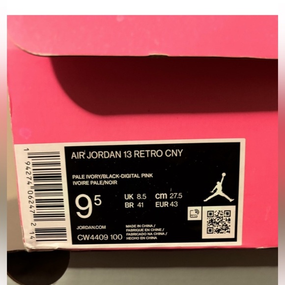 Jordan 13 Retro
Chinese New Year (2020) Size 9.5 - Picture 8 of 10